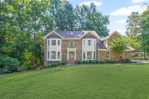 925 Ferncroft Ct, Roswell, GA 30075