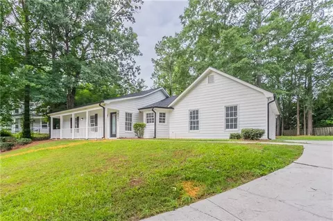 9201 Melody Cir SW, Covington, GA 30014