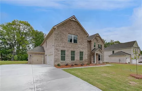 Exterior - 197 Haverling Pass, Hampton, GA 30228 photo 5 of 8