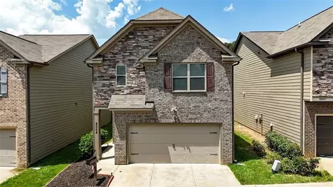 4004 Tyne Ct, Atlanta, GA 30349