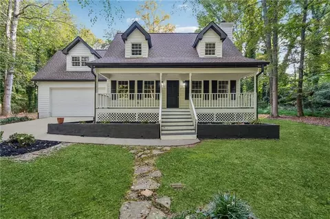 5130 Jay Creek Rd, Oakwood, GA 30566