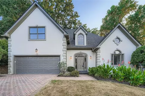 140 Grosvenor Pl, Atlanta, GA 30328
