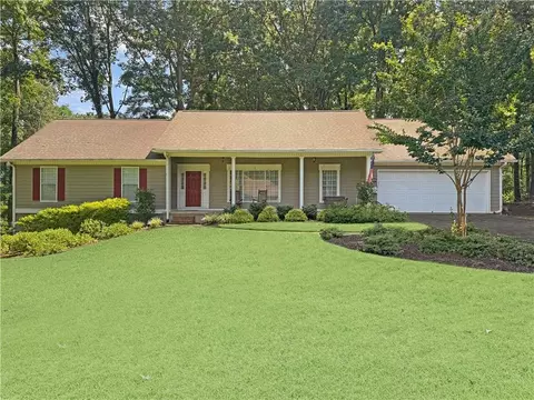 2251 Stag Run, Suwanee, GA 30024