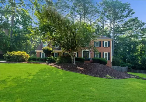 11111 Linbrook Ln, Johns Creek, GA 30097