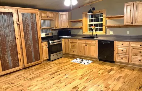 Kitchen - 548 Knight Bottom Rd, Fairmount, GA 30139 photo 1 of 2