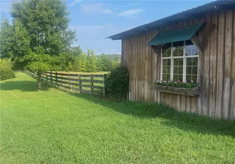 Exterior - 548 Knight Bottom Rd, Fairmount, GA 30139 photo 2 of 8