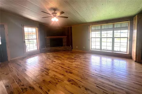 Living - 548 Knight Bottom Rd, Fairmount, GA 30139 photo 1 of 2