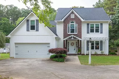 2101 Emerald Dr, Loganville, GA 30052