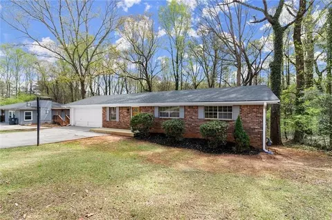 6175 Knights Ln, Douglasville, GA 30135