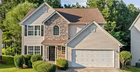 4971 Larkspur Ln, Atlanta, GA 30349