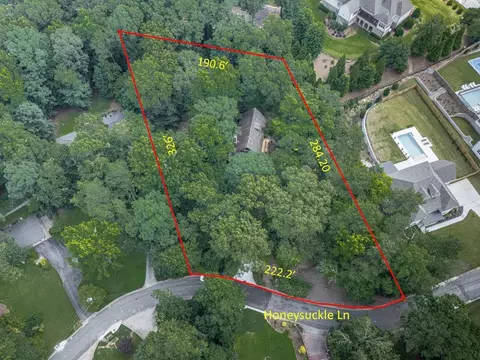 2351 Honeysuckle Ln SE, Smyrna, GA 30080
