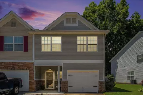 4787 Beacon Ridge Ln, Flowery Branch, GA 30542