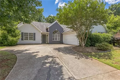 2210 Pemberton Pt, Buford, GA 30519