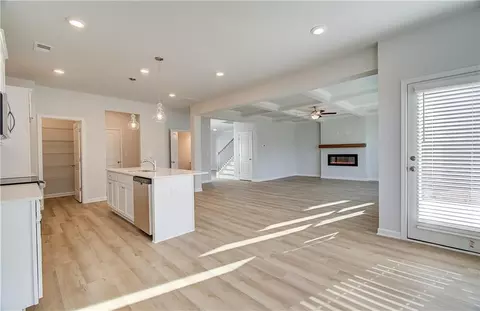 155 Geranium Ln, Covington, GA 30016 photo 7