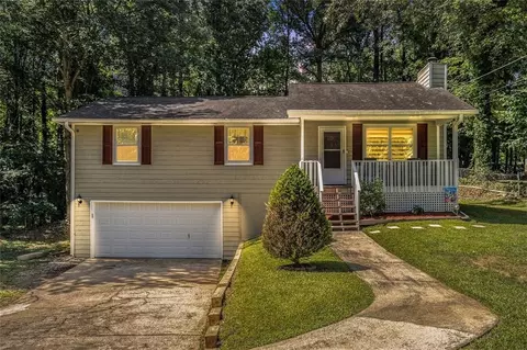 1803 Silver Leaf Dr SW, Marietta, GA 30008