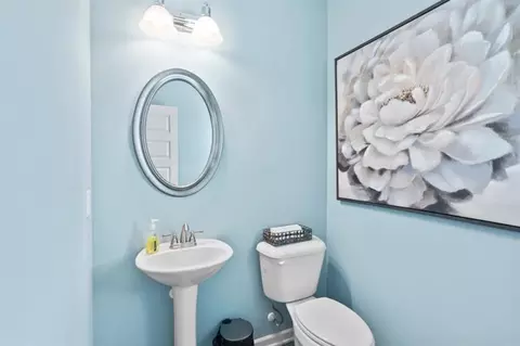 Bath - 652 Blackshear Trl, Temple, GA 30179 photo 1 of 5