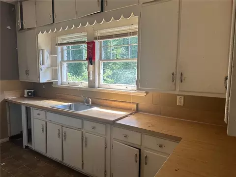 950 E Main St, Canton, GA 30114 photo 2