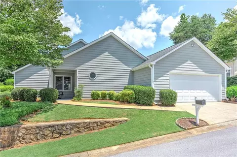16 Alicia Ct, Marietta, GA 30062