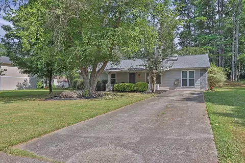 2845 Sawgrass Trl SW, Lilburn, GA 30047