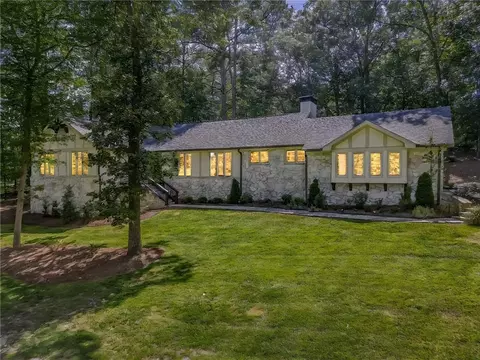 1 Huntington Rd SW, Rome, GA 30165