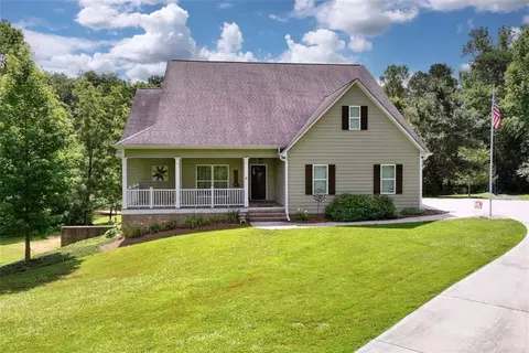 806 Skelton Rd, Hoschton, GA 30548