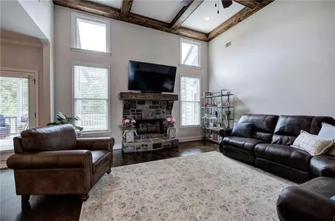 Living - 33 River Birch Dr, Euharlee, GA 30145 photo 2 of 4
