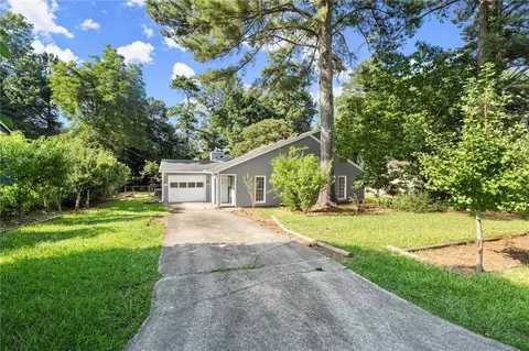 2580 Snake Ct, Ellenwood, GA 30294