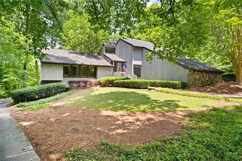 431 Vinewood Pt, Marietta, GA 30068