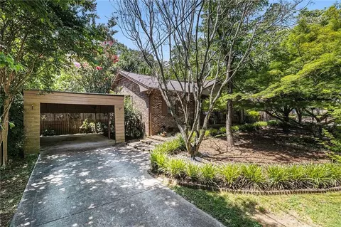 262 Holly Dr, Winder, GA 30680