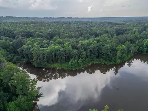 View/Area - 100 Lakeside Dr, Covington, GA 30016 photo 2 of 10