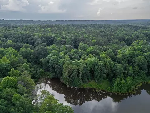 View/Area - 100 Lakeside Dr, Covington, GA 30016 photo 3 of 10