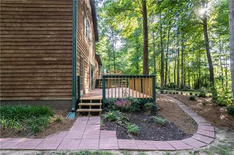 Exterior - 100 Lakeside Dr, Covington, GA 30016 photo 10 of 17