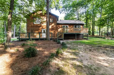 Exterior - 100 Lakeside Dr, Covington, GA 30016 photo 9 of 17
