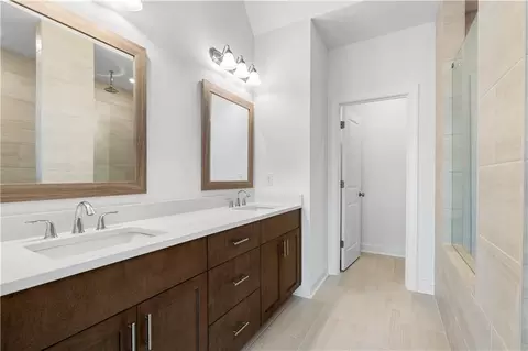 Bath - 2531 High Brow St #41, Duluth, GA 30096 photo 1 of 6