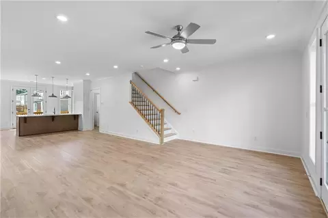 Living - 2531 High Brow St #41, Duluth, GA 30096 photo 4 of 7