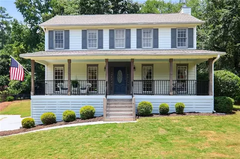 5249 Meadowdale Ct, Peachtree Corners, GA 30092