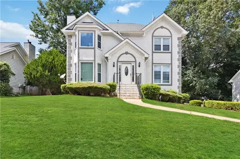 1335 Wheatfield Dr, Lawrenceville, GA 30043