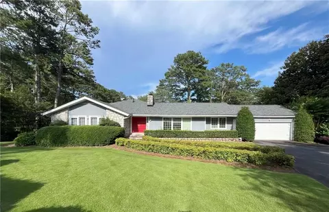 1059 Dunhill Dr SE, Marietta, GA 30067