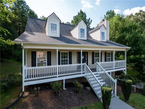 18 Hames Pt, Adairsville, GA 30103