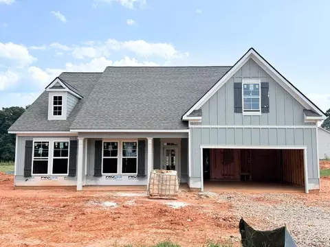 43 Westlyn Ln, Winder, GA 30680