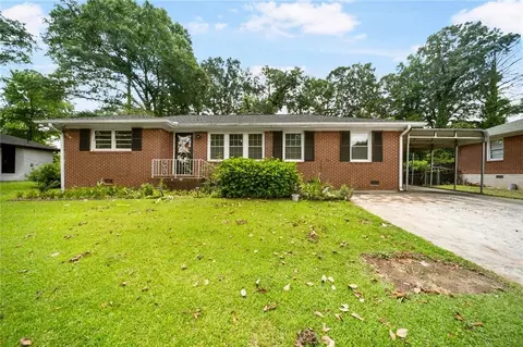 1199 Ellington Dr, Morrow, GA 30260