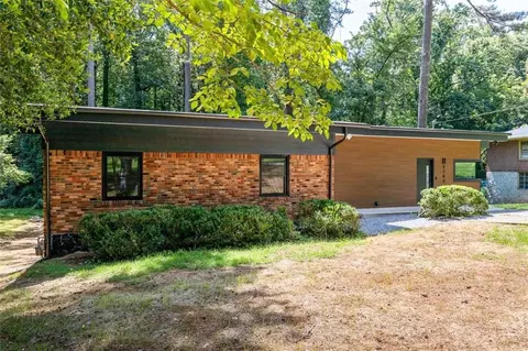 2102 Highview Rd SW, Atlanta, GA 30311