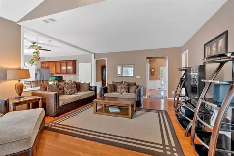 4997 Rustic Canyon Dr, Suwanee, GA 30024 photo 8