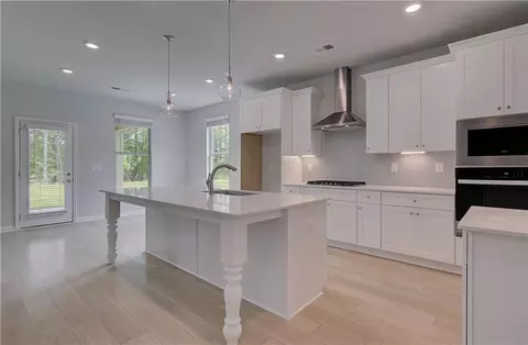 Kitchen - 205 Haverling Pass, Hampton, GA 30228 photo 1 of 4