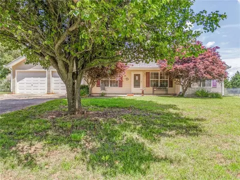 205 Shaw Rd SW, Adairsville, GA 30103
