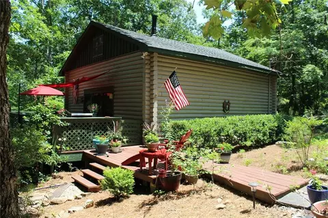115 Kagan Cir, Whitesburg, GA 30185
