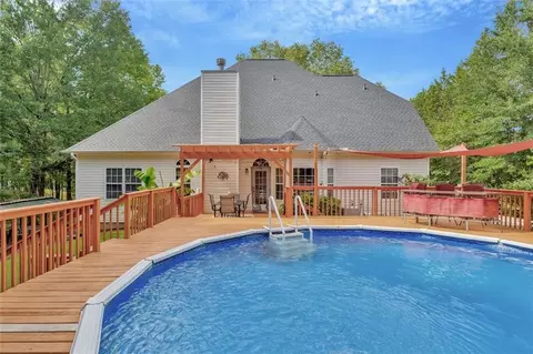 Exterior - 925 Bethany Rd, Covington, GA 30016 photo 5 of 14