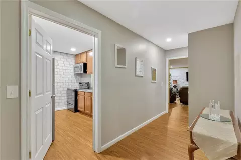 Entry Way - 925 Bethany Rd, Covington, GA 30016 photo 7 of 7