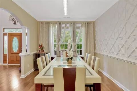 Dining - 925 Bethany Rd, Covington, GA 30016 photo 4 of 5