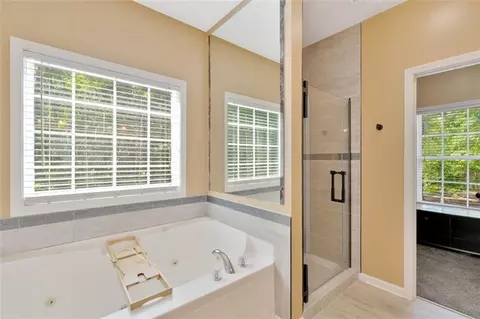 Bath - 925 Bethany Rd, Covington, GA 30016 photo 3 of 11
